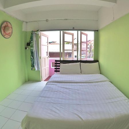 Better House 佰特客栈 Aparthotel Chiang Mai Luaran gambar