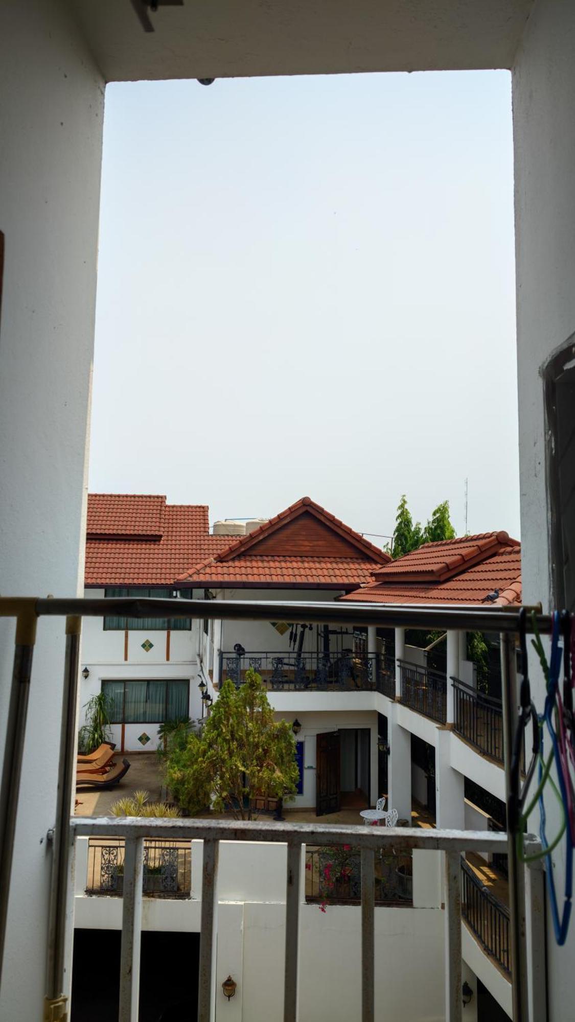 Better House 佰特客栈 Aparthotel Chiang Mai Luaran gambar
